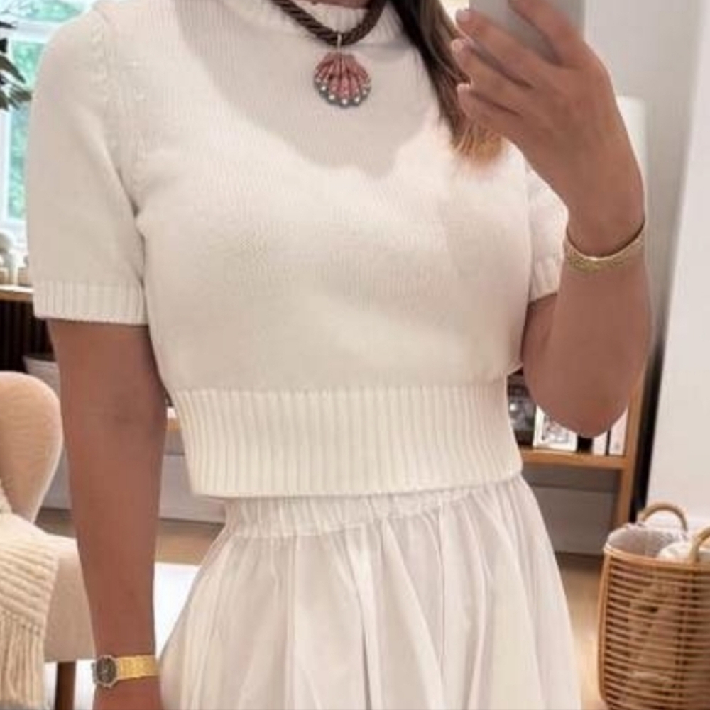 TOCCIN Short Sleeved Sweater